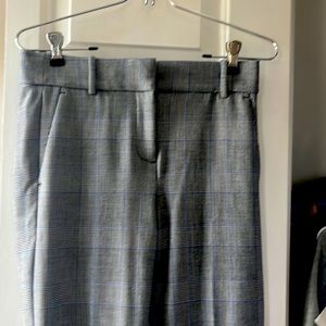 Women’s J. Crew 365 long capri ankle length business casual pants. Size 0